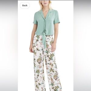 BCBGeneration Womens Relaxed Short Sleeve Pocket Button
Down Tie Front Top